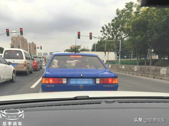 小时候买不起长大了仍然买不起,小时候买不起长大后有钱买一大堆