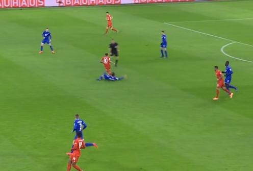 「深度评论」冬歇之后硬仗之前聊聊最近半个月拜仁的攻与防