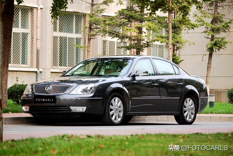 别克老款君越全新车,别克君越老款现在还值得入手么