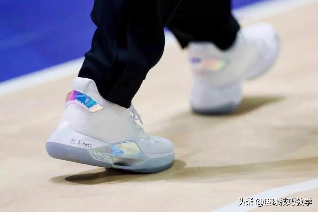 cba现在可以穿别的品牌的球鞋么,cba球员上脚球鞋2022-2023