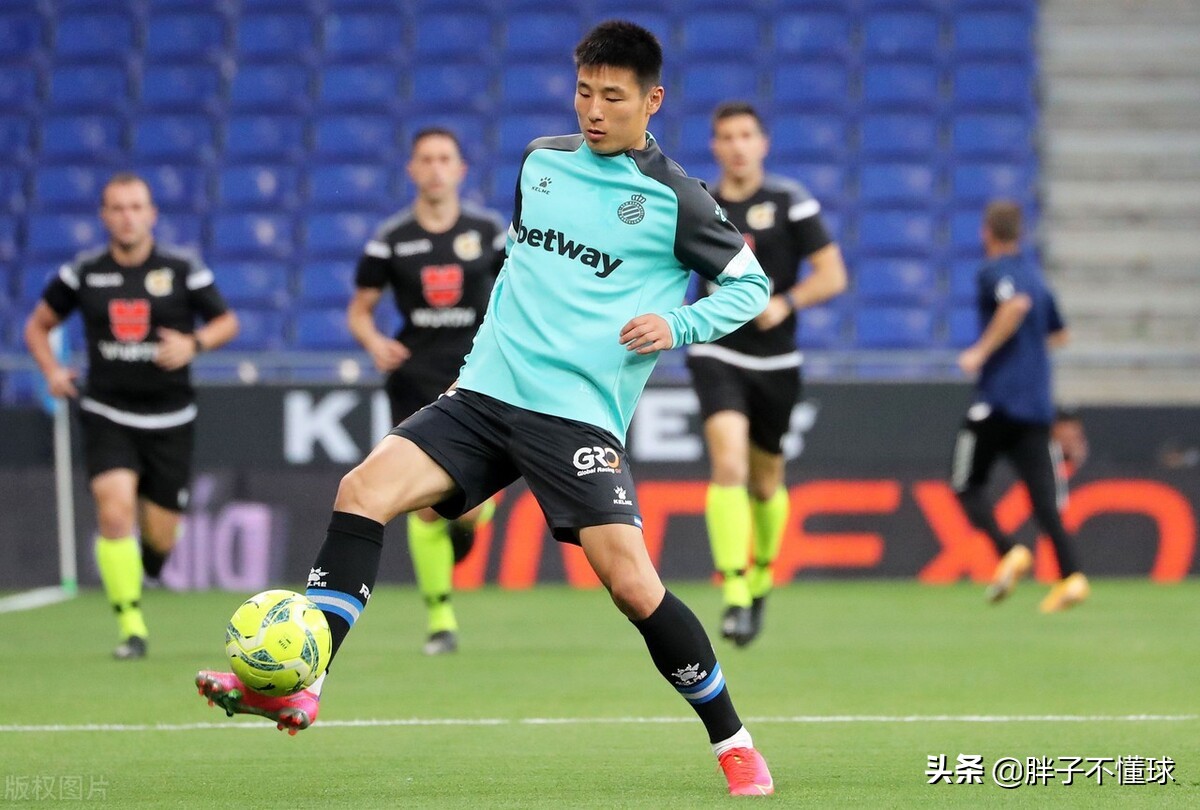 球衣号码足球7号,武磊新赛季7号