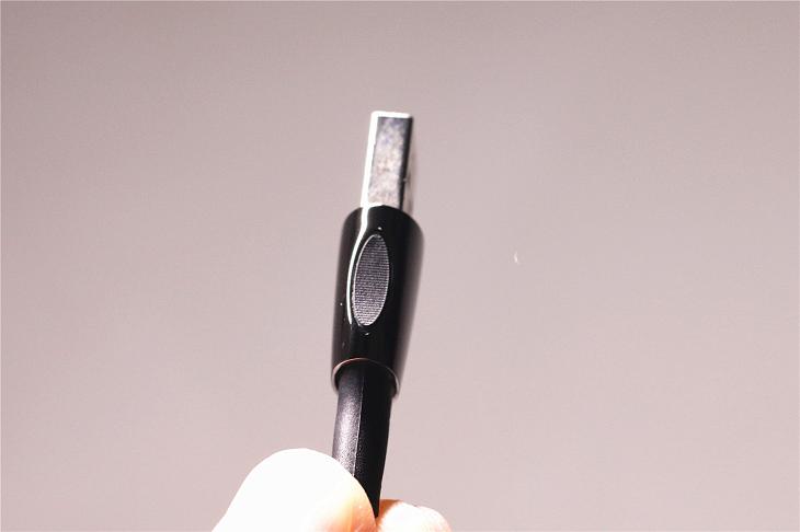 抖音爆火磁吸数据线有用吗？卡斐乐磁吸数据线方便盲插快速充电