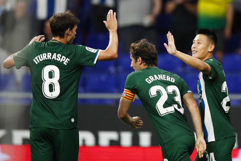 疯狂！中国球迷攻占西班牙人官推西媒用一句话盛赞武磊