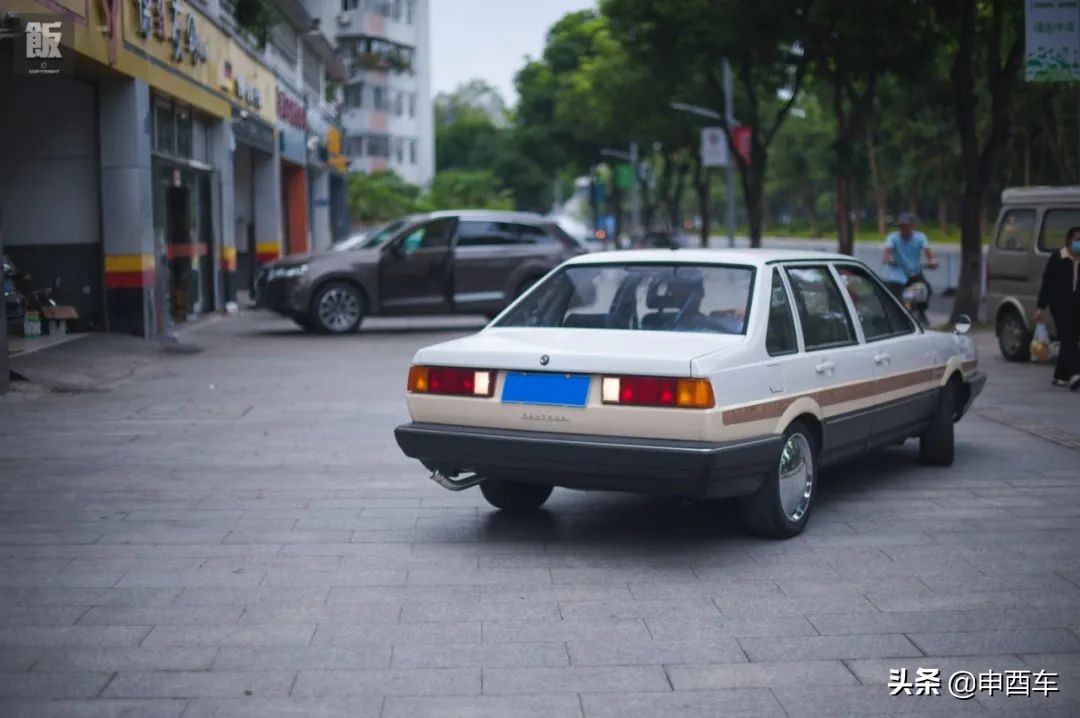 桑塔纳老款星空顶,最漂亮的老款桑塔纳