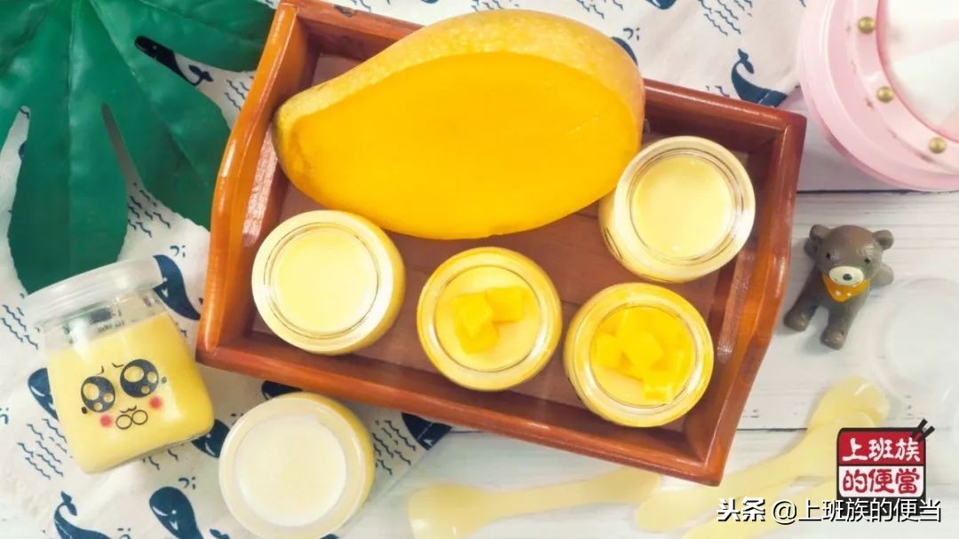 牛奶鸡蛋芒果布丁的做法,自制芒果布丁入口即化超级好吃