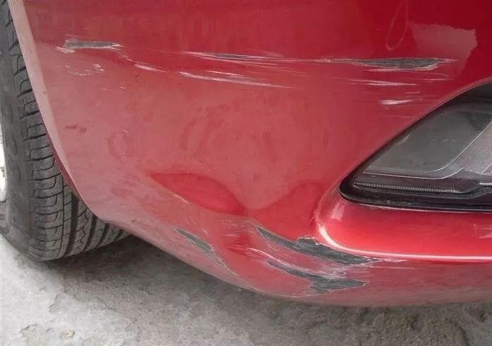 怎么判断车是否伤到底漆,汽车被划怎么补救