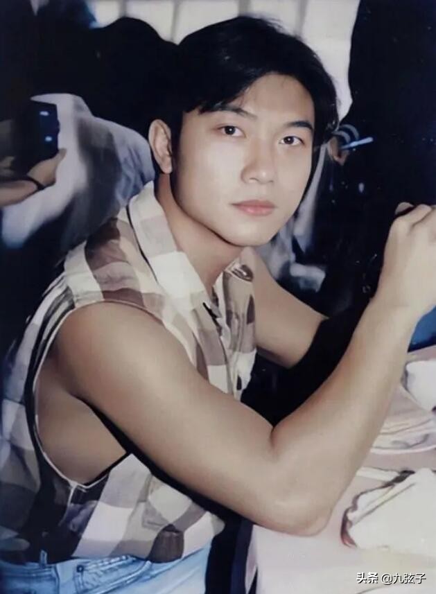 钱小豪兄弟命运,钱小豪和钱嘉乐个人资料