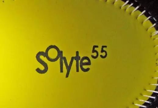 顶级跑鞋asics,asics顶级薄底跑鞋