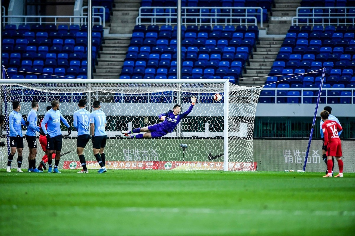 王健林为什么退出足坛,王健林当年为什么退出足球