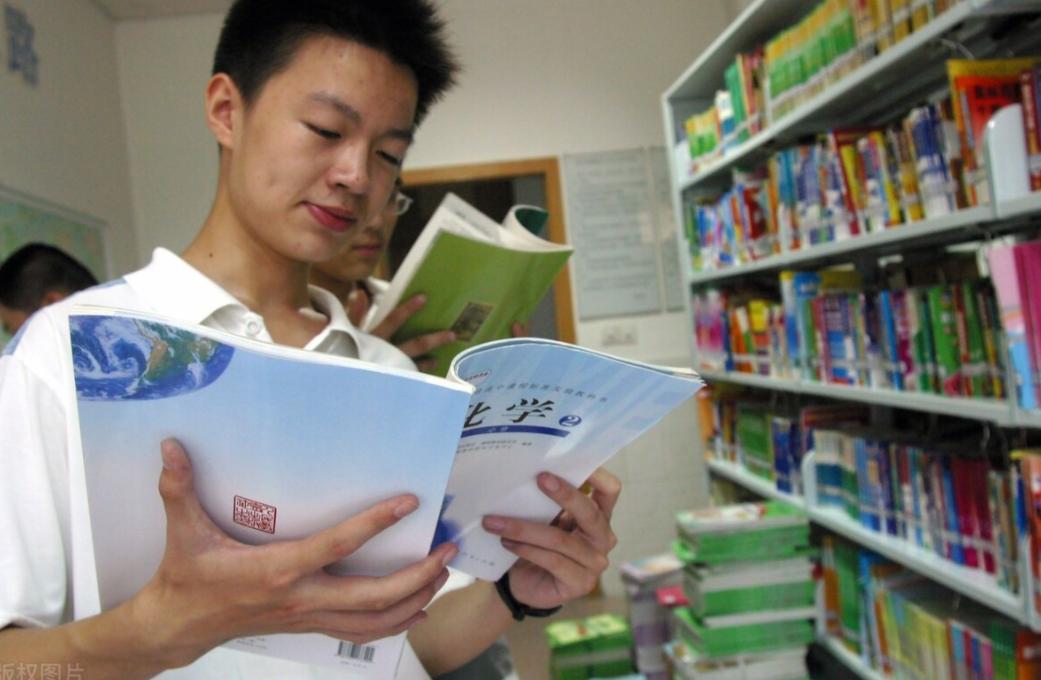 大一新生买被子需要关注什么,大学开学被子自己买还是学校买