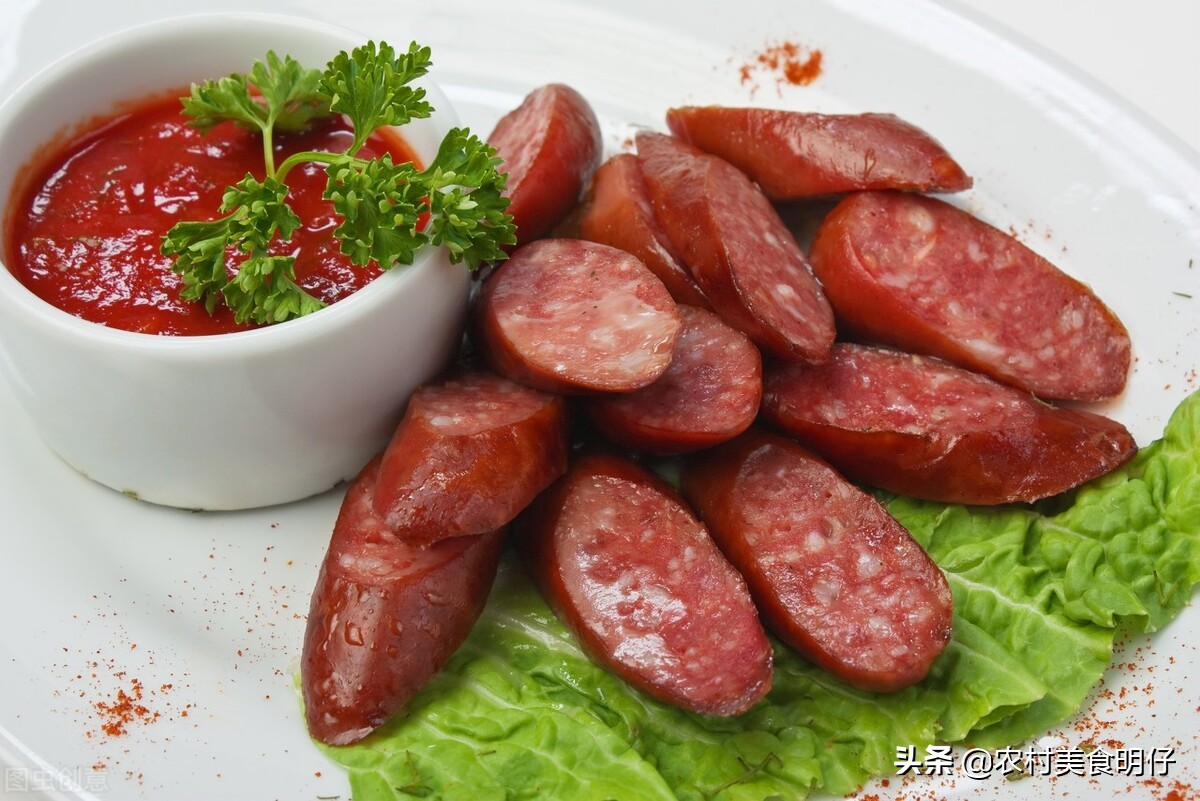 柏林香肠是怎么制作的？添加脱脂奶粉的方法，简单至极看完你就懂