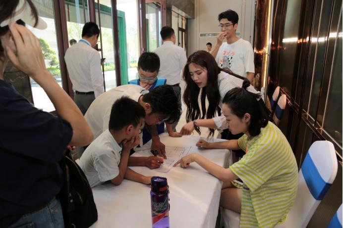 杩介灏戝勾绛戞ⅵ璧涜禌,杩介灏戝勾瓒崇悆闈掕