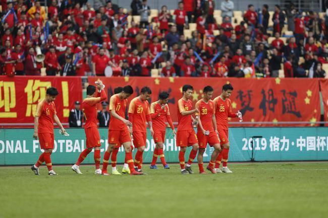 国足输球输人，韦世豪探望伤者获谅解，卡纳瓦罗打退堂鼓？