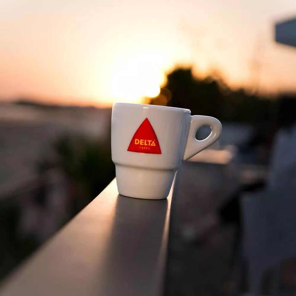 那些去葡萄牙旅行的人，都喝了什么咖啡？