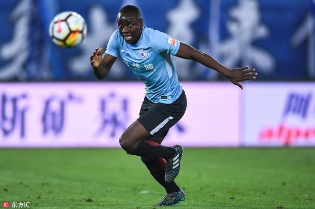 母队太穷，来中超赚钱给母队买大巴车，真球星