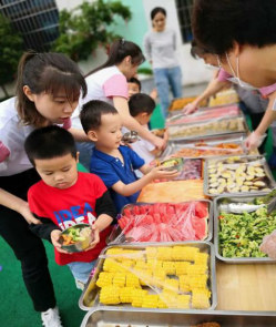 幼儿园迎六一家园同乐庆祝活动,六月幼儿园园外活动通知