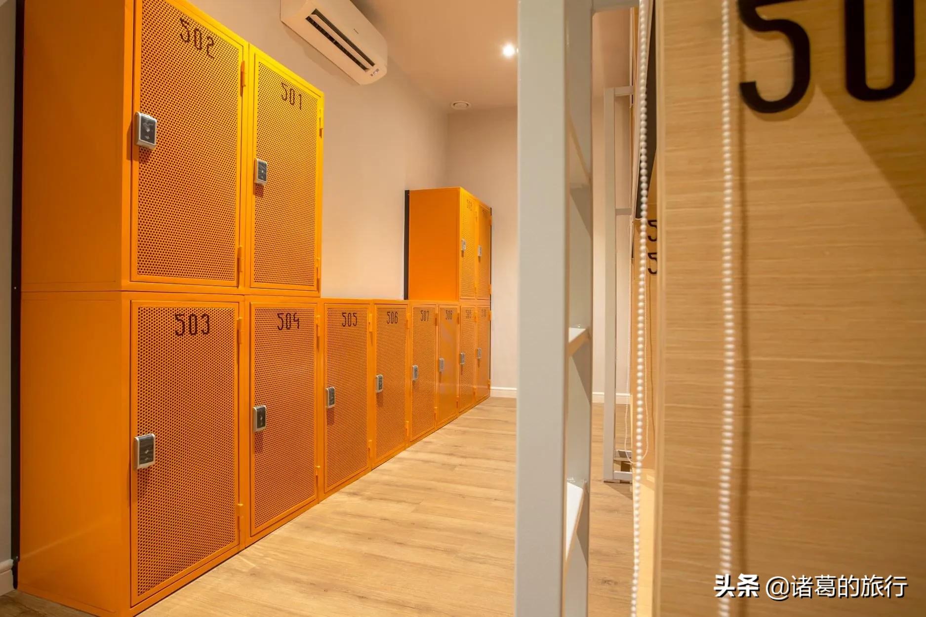 背包旅行如何解决住宿问题,背包旅游要带什么