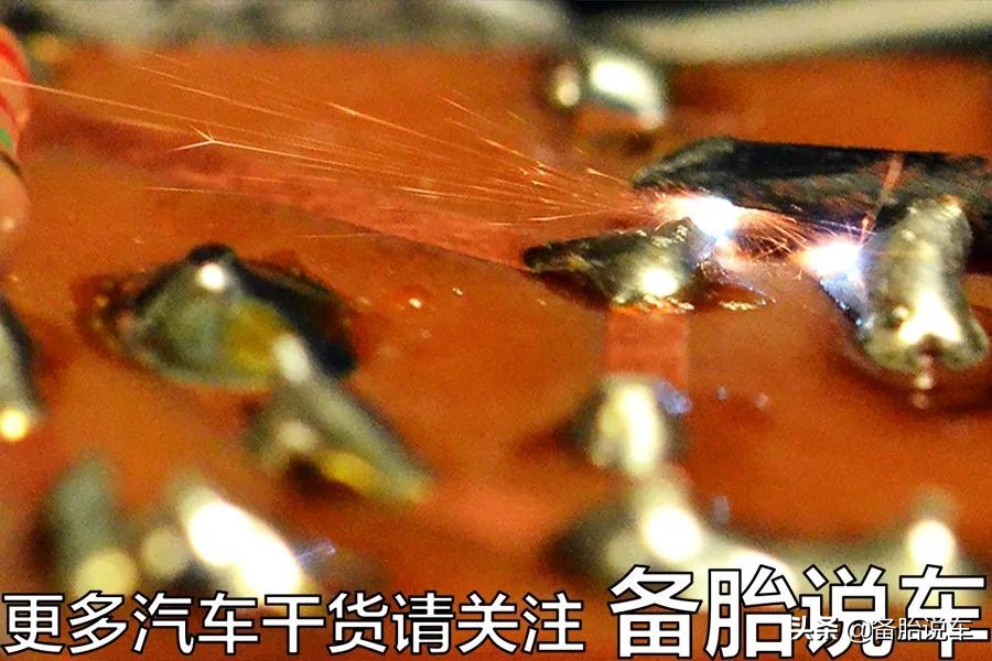卤素大灯不亮更换灯泡有用吗,卤素大灯不带透镜改led