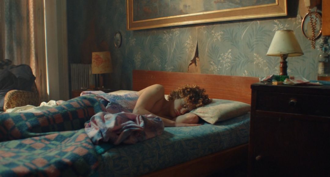 *欲情**疯狂、*社会反**，他美得像梦露却杀人无数