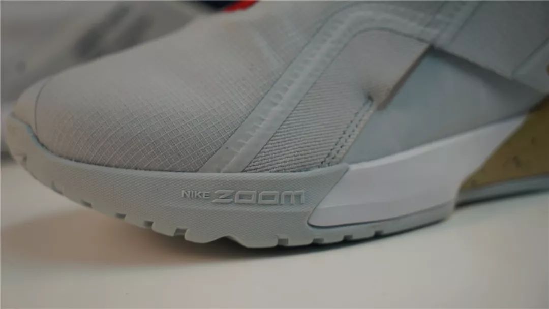 WEN开箱｜六百块的耐克版驭帅12？前后气垫，你喜欢么？