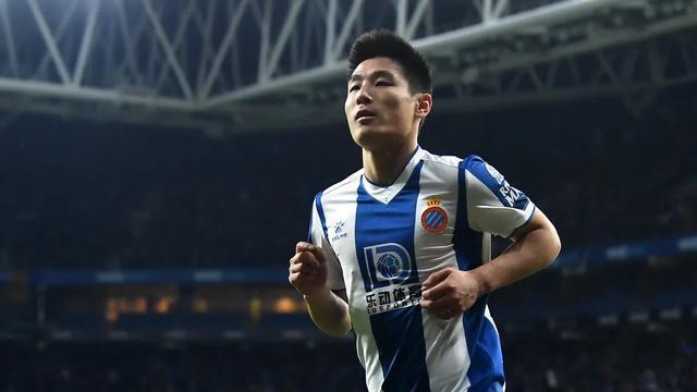 武磊在哪个西班牙队,武磊在西班牙人是主力前锋吗