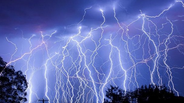 冬天钓鱼闹窝怎么解决,钓鱼躲避闹窝技巧