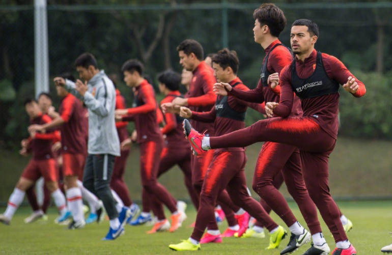 国足四名归化球员最新消息,国足落选大名单