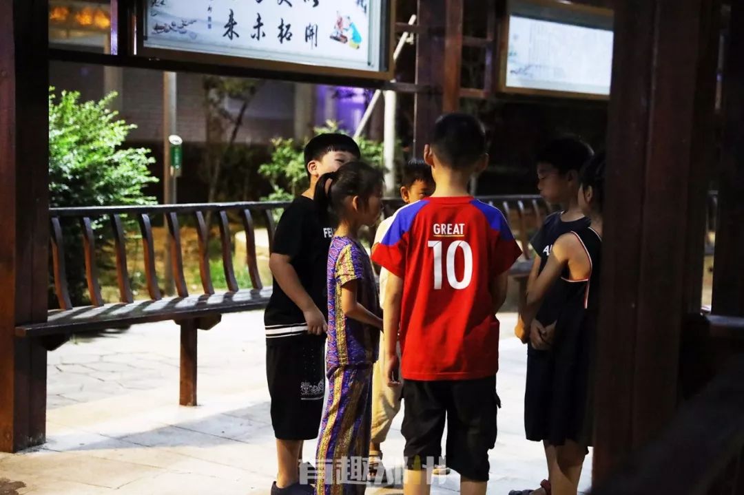 狂吃干脆面也能赚大钱，三十年前郑州小土豪已经这么干了