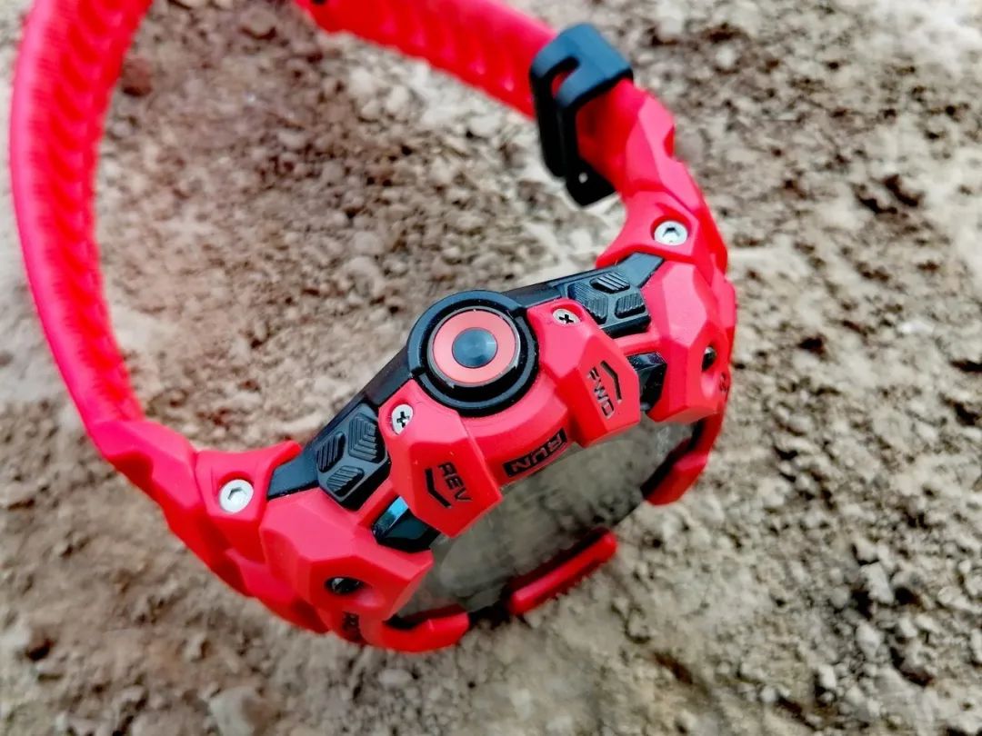 卡西欧gbd-h1000使用全部教程,卡西欧gbd-h1000哪年的