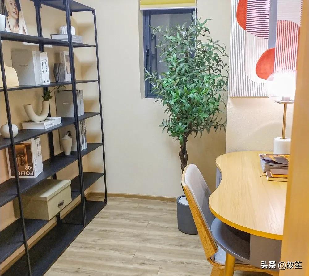 可明火，产权少10年！两盘相隔500米，价差3-4千，你选谁？