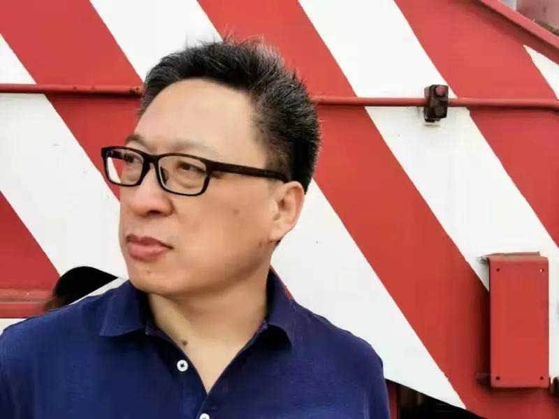 散文|汗漫：两个诗人