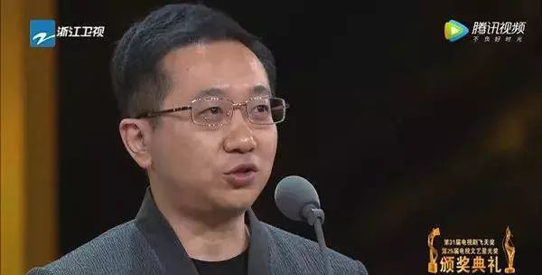 中年危机艺人,中年艺人年轻时违和感