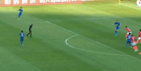 把最纯正意大利足球带来东莞,这个爸爸说足球应该这样学