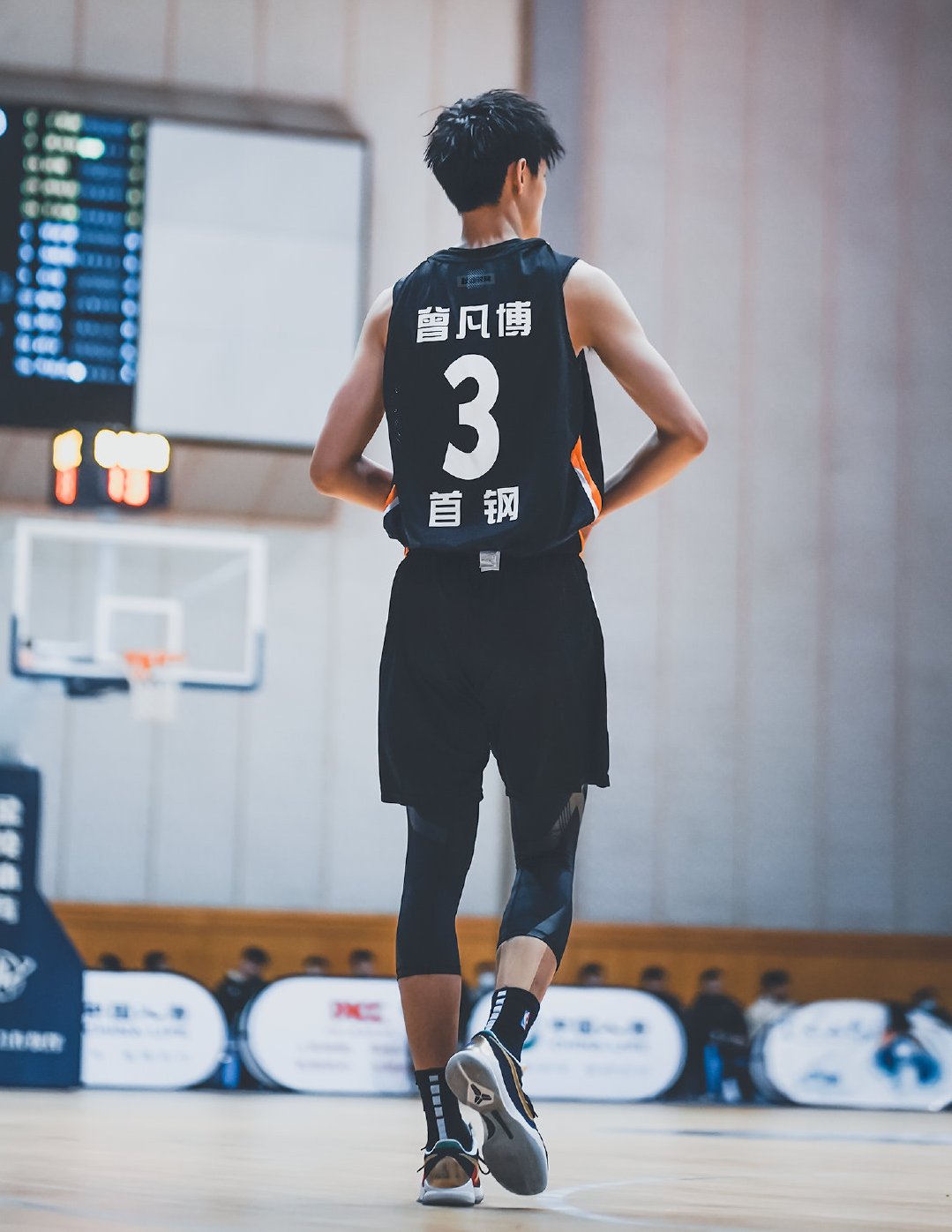 杨毅分析为什么曾凡博不选cba,cba广东男篮第二阶段想签曾凡博吗