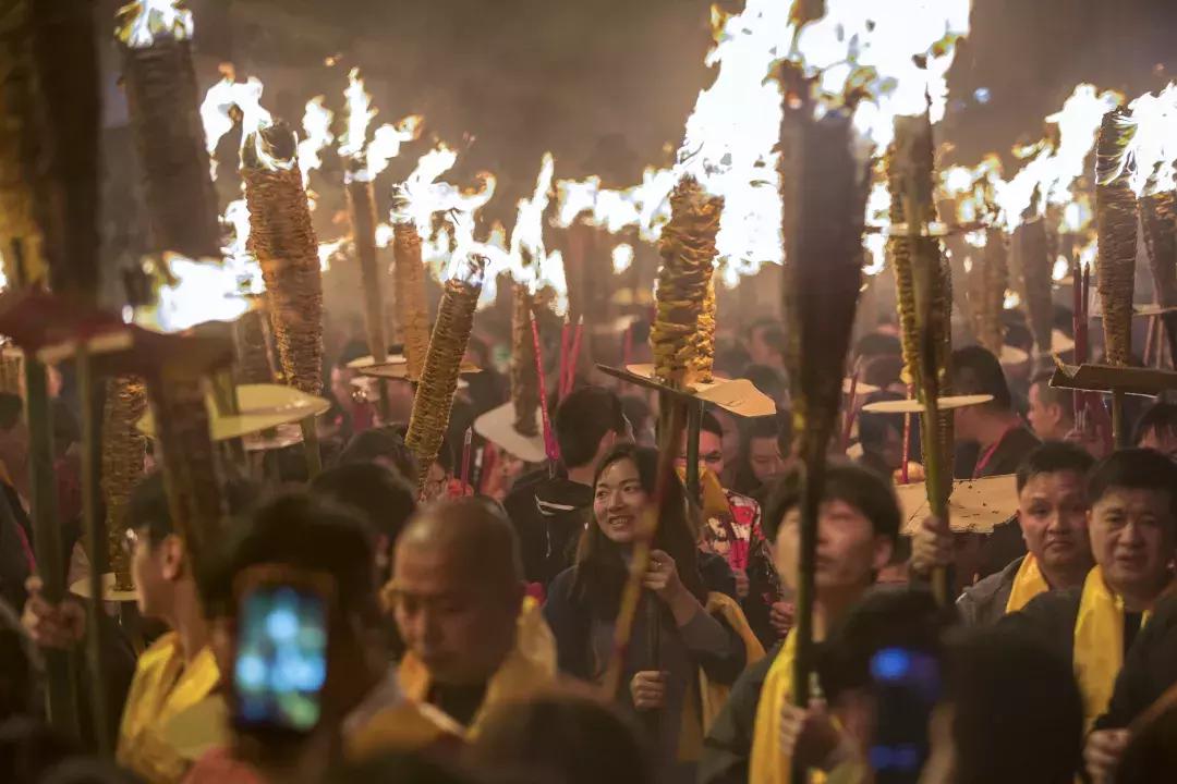 73220000000元！我是2019的晋江…今晚先带你“火”一把！