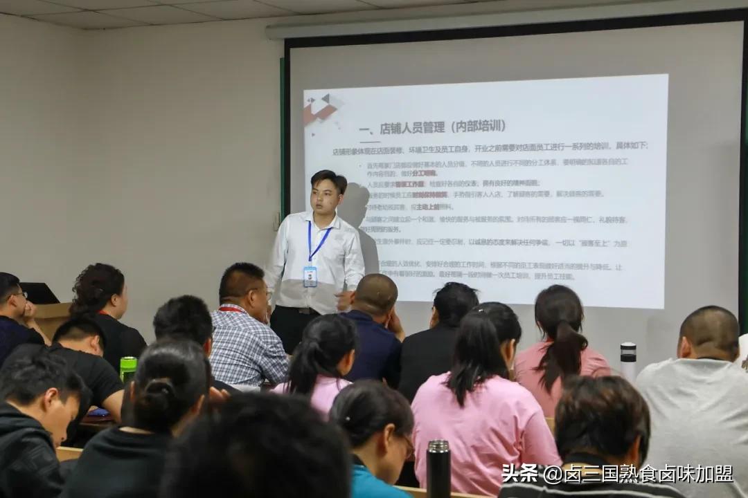 咖啡品牌加盟10大品牌有哪些,创业加盟什么品牌比较好