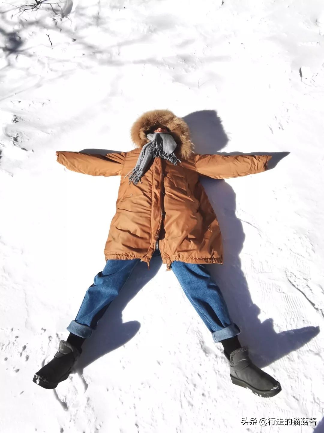 长白山天池猴子泡温泉 (长白山冬天看天池)