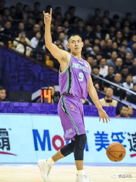 CBA第一人！朱8易9传承的一刻，他高兴的像个200斤的孩子