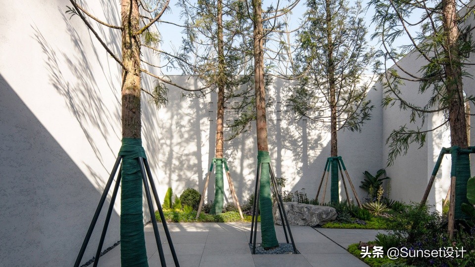 幽居在闹市潜游天地间,闹市寻幽处雅意上心头