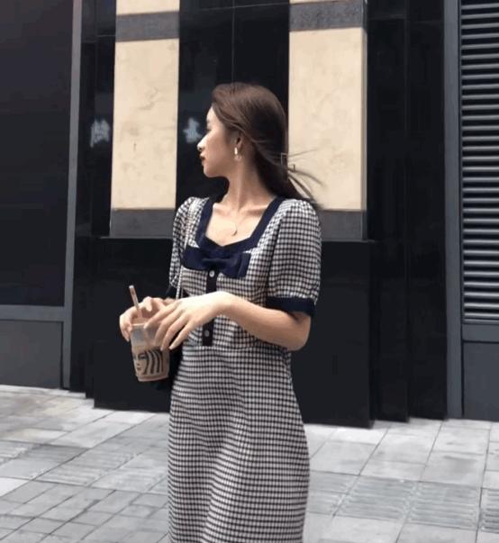 大蝴蝶结法式穿搭,内搭的蝴蝶结这样系好看