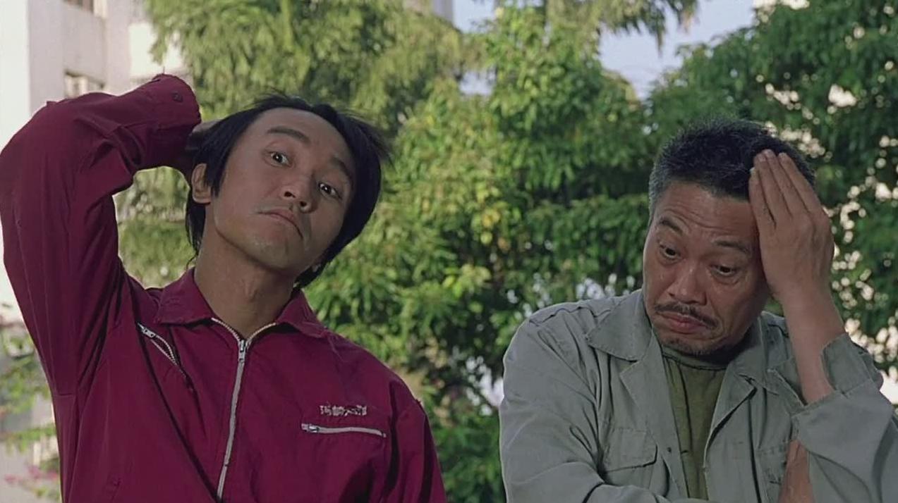 周星驰黄一飞表演节目,周星驰和黄一飞被酒瓶砸的视频