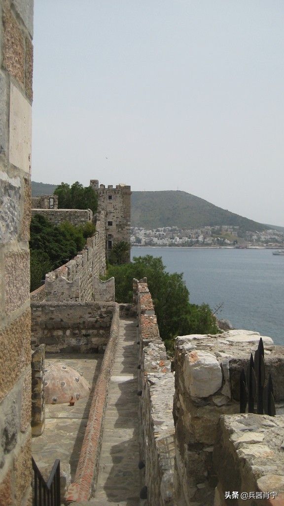 爱琴海城堡圣托里尼,爱琴海边的土耳其小镇