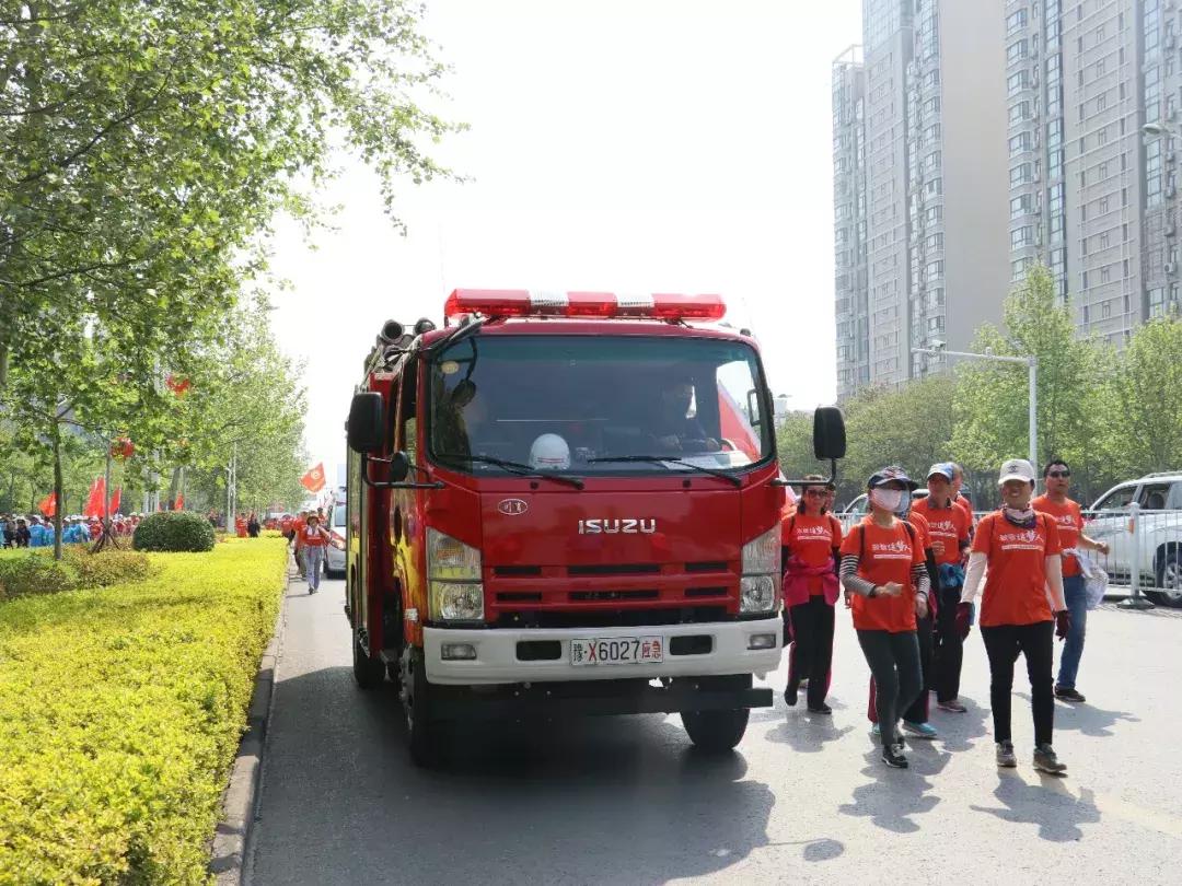 你见过清晨四点的太阳吗,你见过清晨四点的酒吧吗