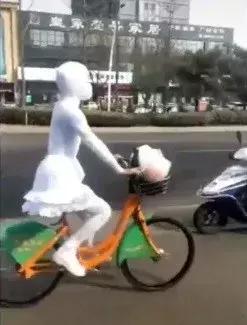 防晒中哪些成分需要警惕,防晒黑榜与白榜区别