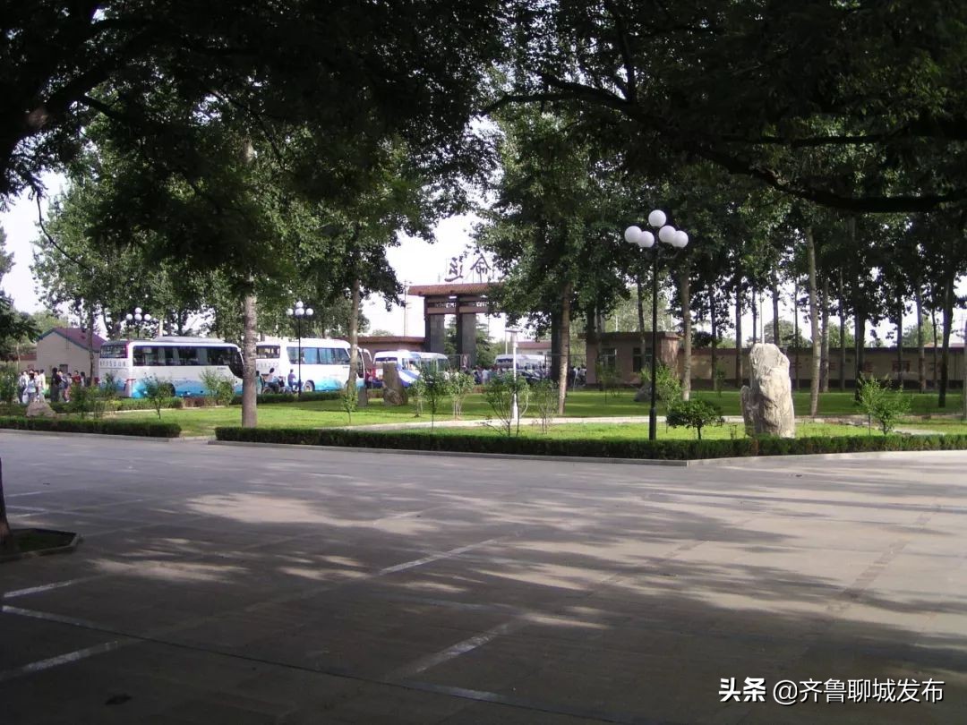 聊城二中历史,十年印象阿布