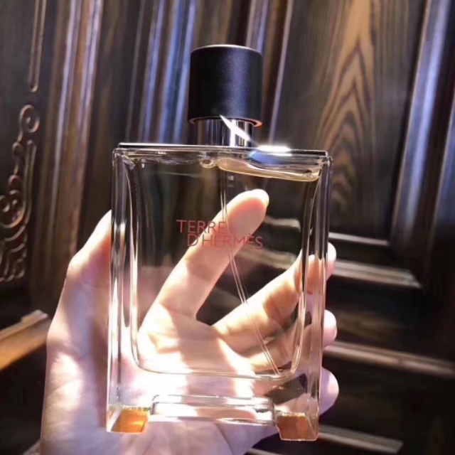 一不谨慎就载进香水矿里