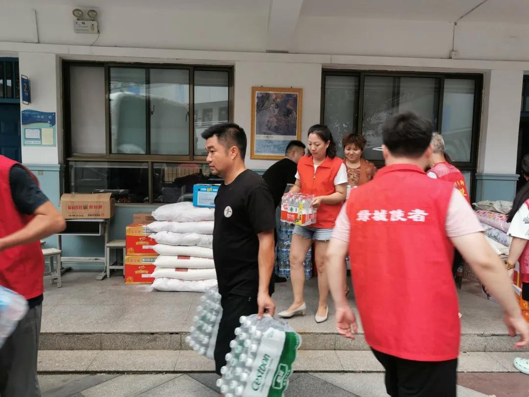 微光汇聚 终成灿阳—郑州市中原区汝河新区小学积极助力灾后重建