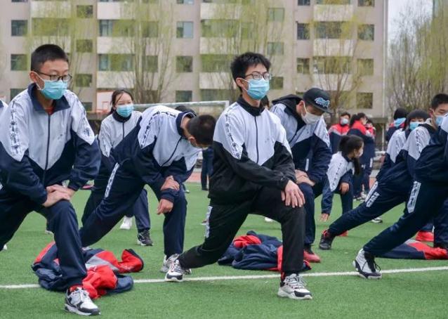 长跑怎么跑最省力又可以提高速度,长跑1000米该怎么跑既快又省力