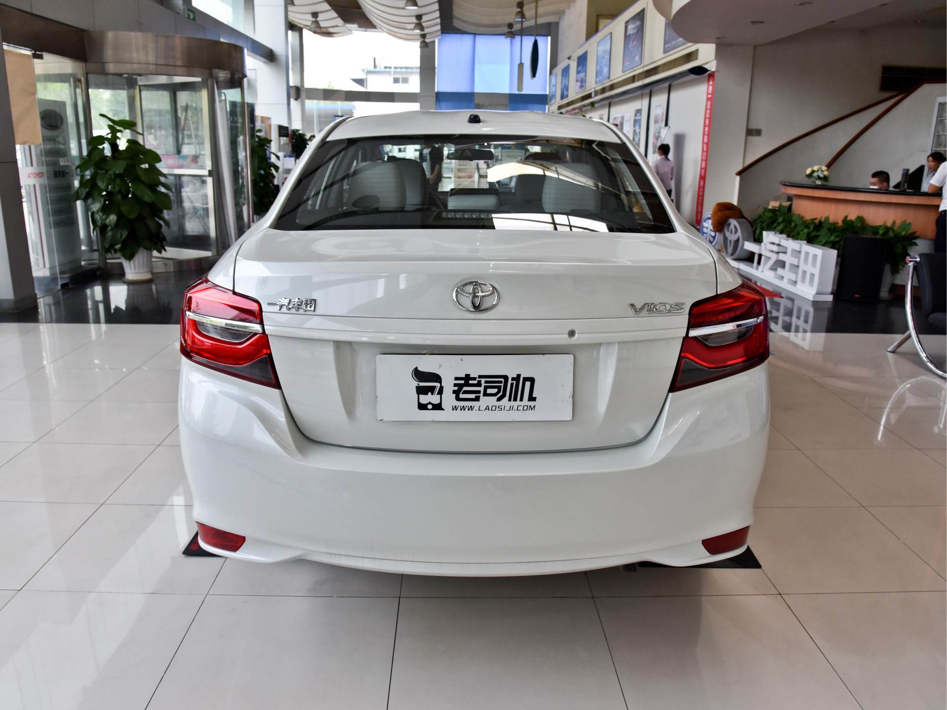 丰田威驰三厢车值得购买吗,丰田威驰新车4万三厢图片