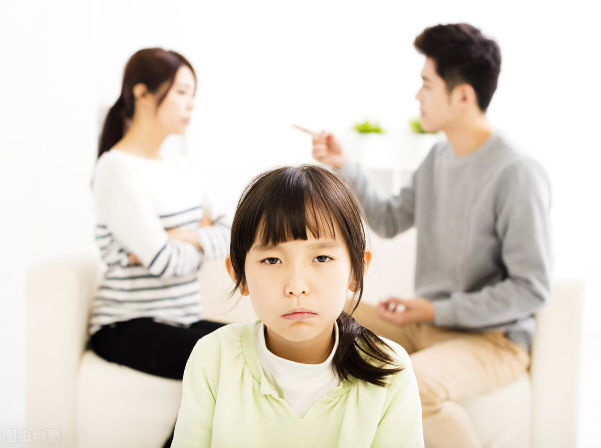 真的很想离婚舍不得孩子怎么办,结婚十年想离婚却又舍不得孩子
